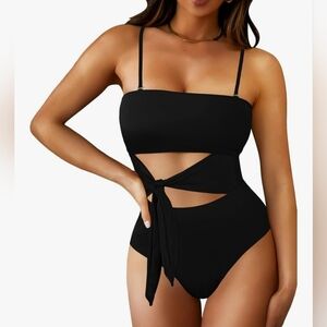 NWT Live Life On The Beach Black One-Piece Cutout Swimsuit, Size Medium